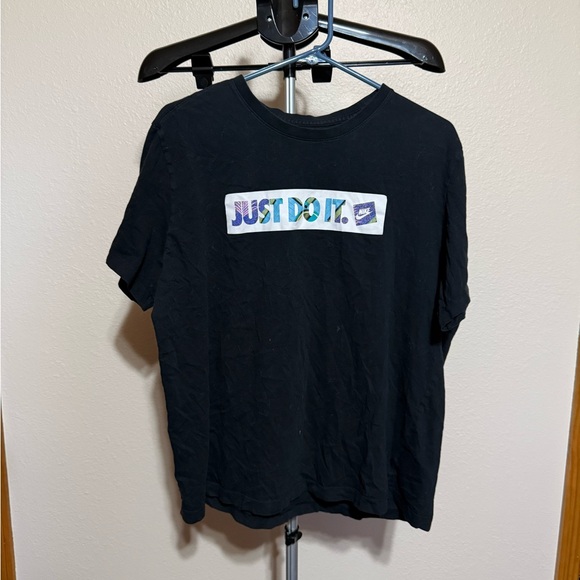 Nike Tops - Nike‎ Black Tee